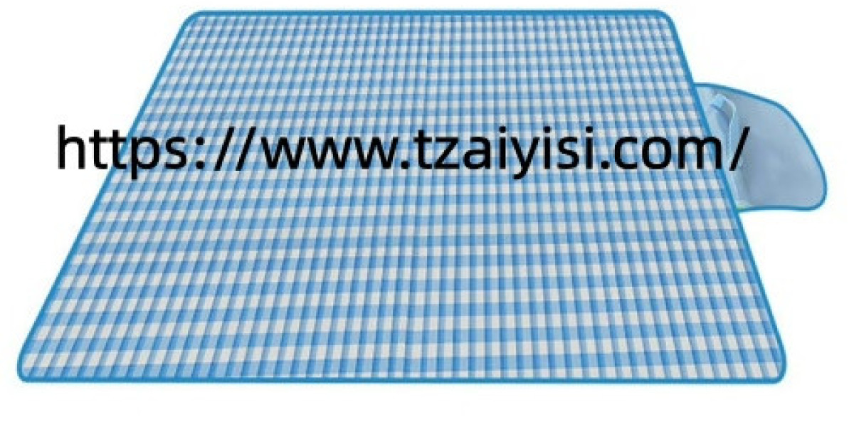 What Should Families Notice Before Choosing Aiyisi PP Picnic Mat Products
